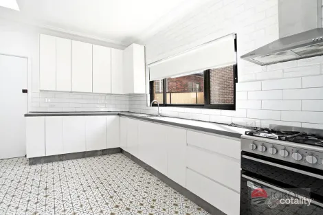 Property photo of 36 Violet Street Roselands NSW 2196