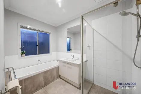 Property photo of 9 Brucato Road Kalkallo VIC 3064