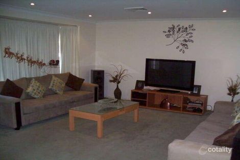 Property photo of 4 Wynn Close Edensor Park NSW 2176