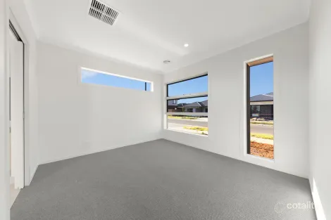 Property photo of 55 Metroon Drive Weir Views VIC 3338