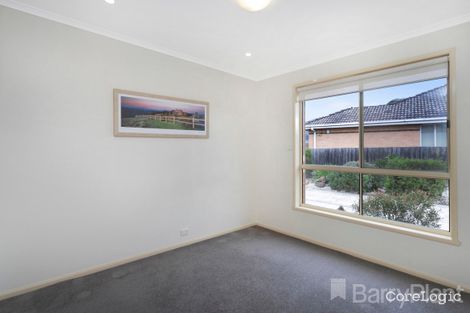 Property photo of 2/48 Banksia Grove Tullamarine VIC 3043