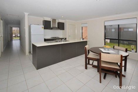 Property photo of 9 Holmewood Avenue Deer Park VIC 3023