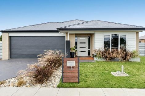 18 Tranquil Tce, Drysdale, VIC 3222