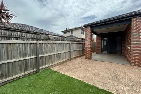 Property photo of 4 League Street Werribee VIC 3030