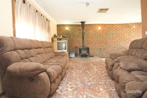 Property photo of 2 Cutting Crescent Burton SA 5110