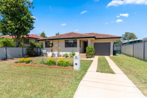 26 Kalimna Dr, Clontarf, QLD 4019