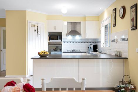 Property photo of 19 Huon Crescent Leopold VIC 3224