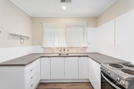 Property photo of 29 Trelawney Crescent Huntfield Heights SA 5163