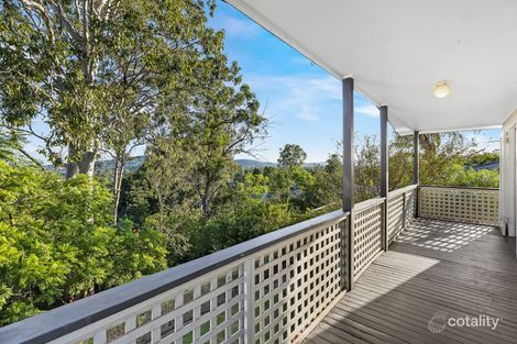 998 South Pine Rd, Everton Hills, QLD 4053