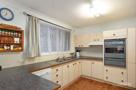 Property photo of 17 Cunningham Parade Singleton Heights NSW 2330
