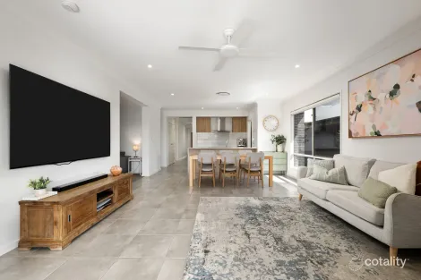 Property photo of 29 Archibald Crescent Nirimba QLD 4551