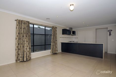 Property photo of 53 Challenger Circuit Cranbourne East VIC 3977