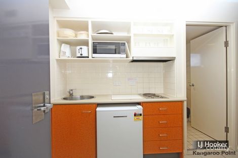 Property photo of 601/9-19 Castlebar Street Kangaroo Point QLD 4169