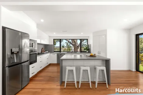 Property photo of 4 Hazleton Grove Charlestown NSW 2290