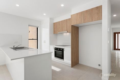 Property photo of 16 Sanderling Avenue Armstrong Creek VIC 3217