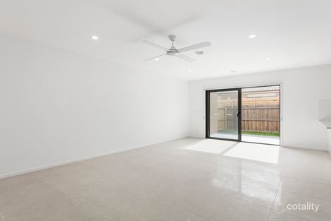 Property photo of 16 Sanderling Avenue Armstrong Creek VIC 3217