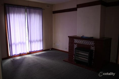 Property photo of 62 Whitelaw Street Reservoir VIC 3073