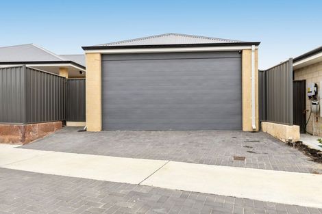 49 Potoroo St, Banksia Grove, WA 6031