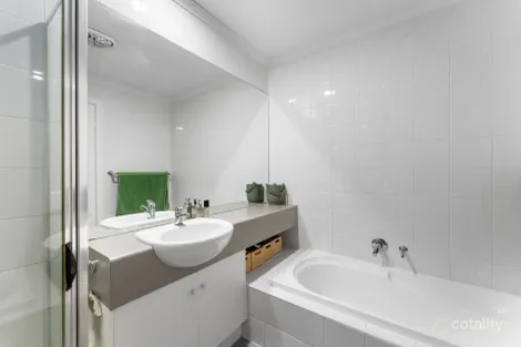 Property photo of 4 Pistrina Court Adelaide SA 5000