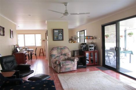 Property photo of 5 Honeyflower Court Bucca QLD 4670