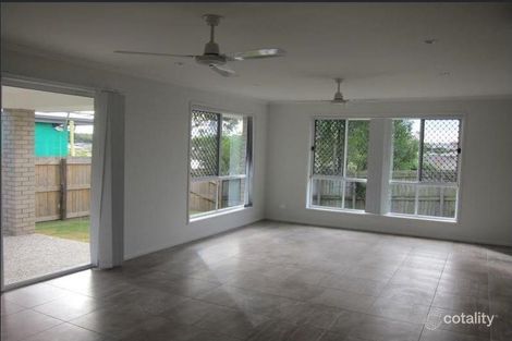 Property photo of 24 McLachlan Circuit Willow Vale QLD 4209