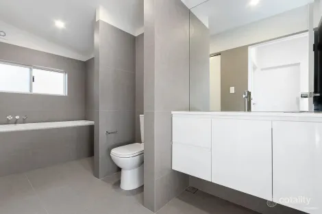 Property photo of 18 Griffiths Street Mayfield NSW 2304