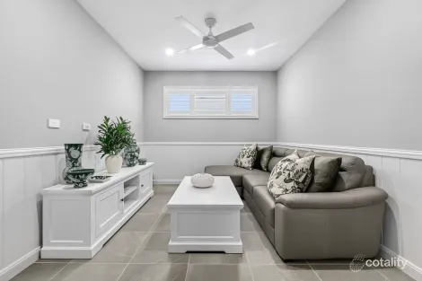 Property photo of 14 Dove Lane Warriewood NSW 2102