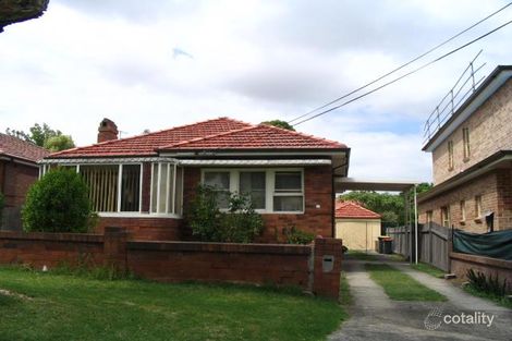 27 Vivienne St, Kingsgrove, NSW 2208