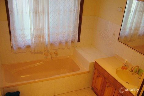 Property photo of 67 Honeysuckle Way Calamvale QLD 4116