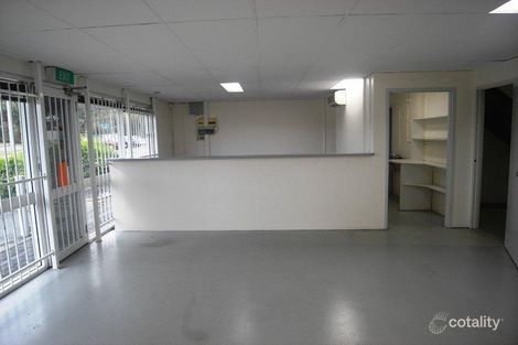 2/1 Burchell Way, Kewdale, WA 6105