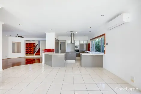 Property photo of 9 Montevideo Drive Clear Island Waters QLD 4226
