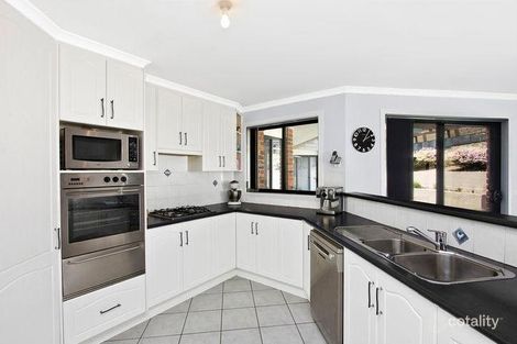 Property photo of 26 Stringybark Drive Jerrabomberra NSW 2619