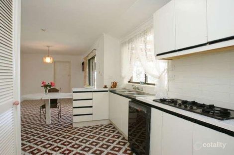 Property photo of 30 Linacre Crescent Gladstone Park VIC 3043