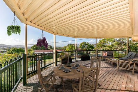 Property photo of 1 Kuskopf Court Mount Warren Park QLD 4207