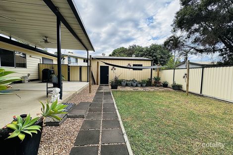 8 Clements St, Moranbah, QLD 4744