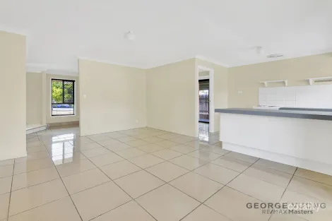 Property photo of 23 Chippeway Street Durack QLD 4077