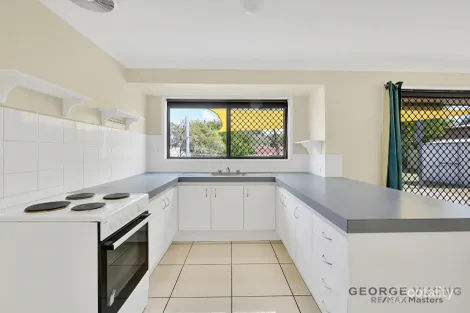 Property photo of 23 Chippeway Street Durack QLD 4077