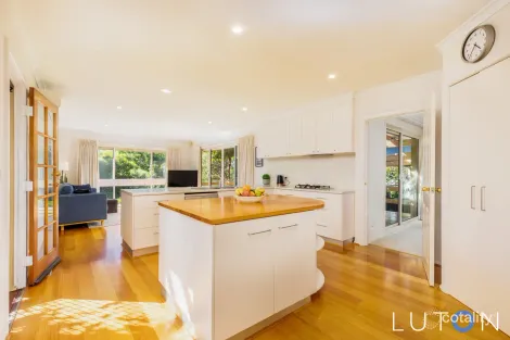 Property photo of 20 Morehead Street Curtin ACT 2605