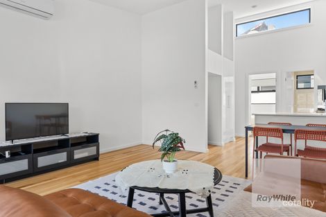 Property photo of 21 Voltage Walk Bundoora VIC 3083