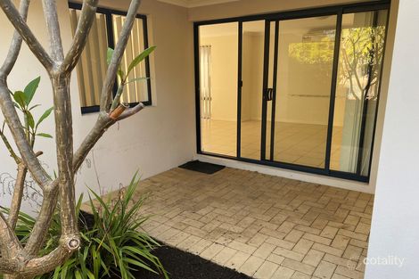 Property photo of 2/67 West Churchill Avenue Lake Coogee WA 6166