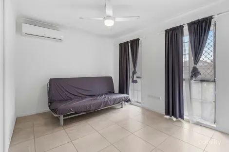 Property photo of 7 Lake Kurwongbah Court Logan Reserve QLD 4133