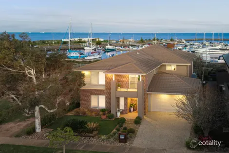 42 Catamaran Dr, Werribee South, VIC 3030