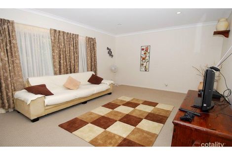 1 Pinto Ct, Kelso, QLD 4815