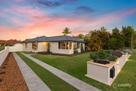 11 Byarong Ave, Point Clare, NSW 2250