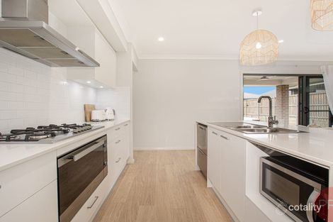 Property photo of 54 Arrowtail Street Chisholm NSW 2322