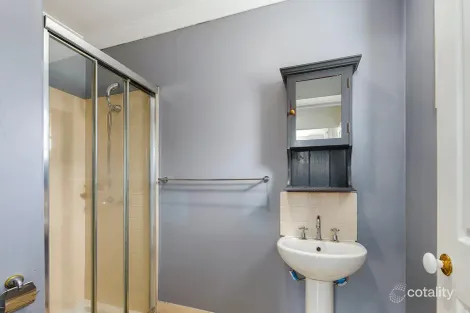 Property photo of 4/21 Garden Terrace Newmarket QLD 4051