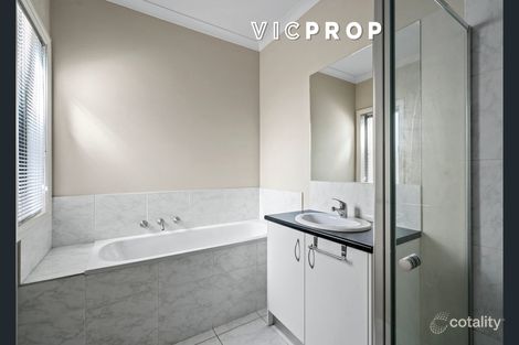 Property photo of 45 Longreach Parade Point Cook VIC 3030