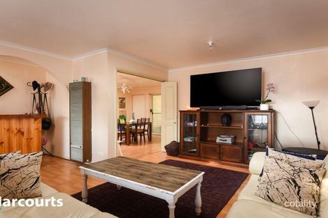 Property photo of 10 Thornbill Drive Carrum Downs VIC 3201
