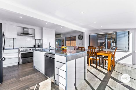 Property photo of 8 Hillcrest Avenue Scarness QLD 4655