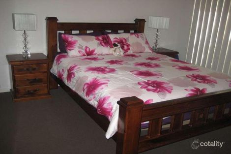 Property photo of 54 Ethereal Way Sandhurst VIC 3977